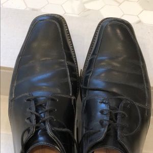 Black men’s dress shoes